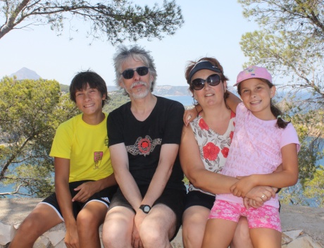 Excursion à la mer, en juillet, le soleil brille